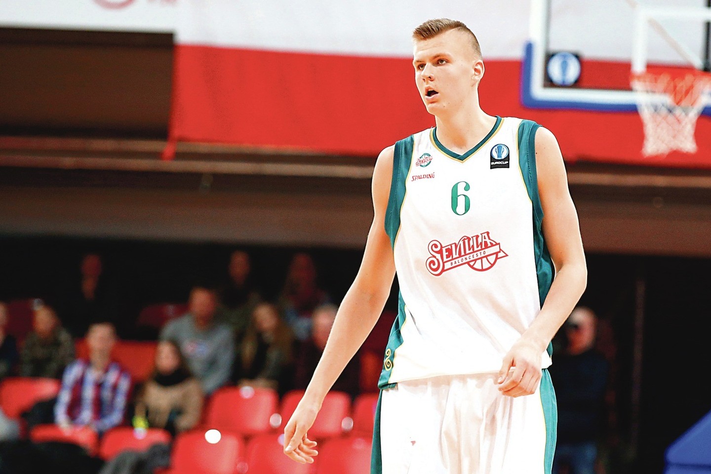 „Sevilla“ klube žaidžiantis aukštaūgis K.Porzingis turėtų būti pakviestas NBA naujokų biržoje pirmajame rate.