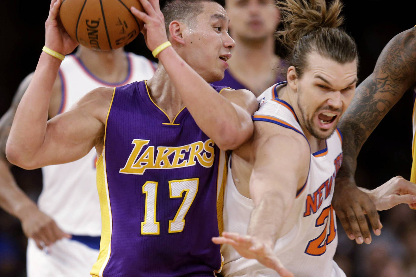 „Knicks“ – „Lalers“.