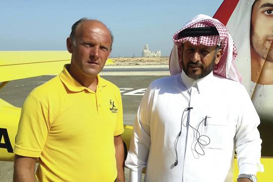 Iš Pasvalio kilęs G.Griauzdė virš dykumos skraidina arabų šeichą