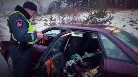 Jonaviečius paryčiais netikėtai pasitiko pareigūnai