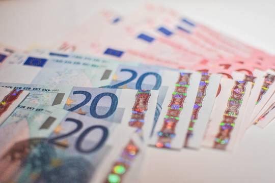Pirmas įnašas į Europos stabilumo fondą – 65 milijonai eurų