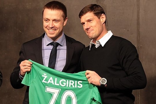 „Žalgirio“ ir „Spyrio“ jungtuves krepšinio fanai sukritikavo