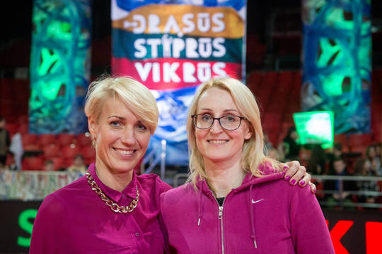 Aptingusios mergaitės – iššūkis kūno kultūros mokytojams