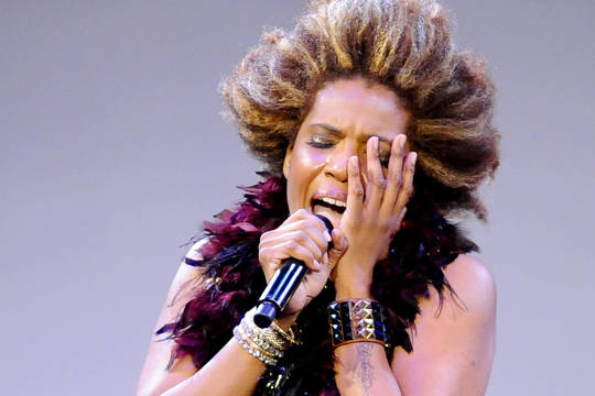 Pinigai, mašinos ir nuogi senukai: 10 įdomių faktų apie M.Gray