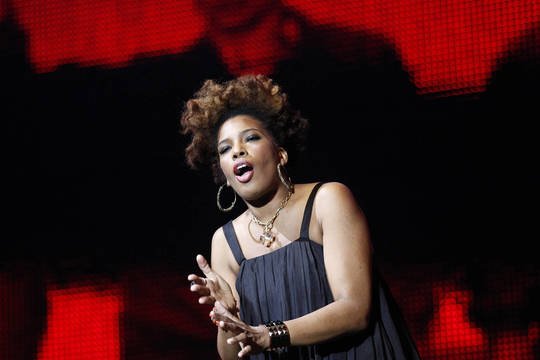 Tarp į Vilnių atvykstančios Macy Gray norų – ir brangi degtinė