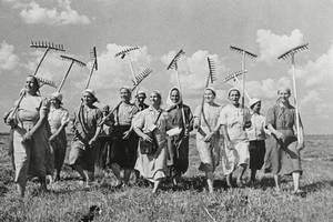 Pamiršote, kaip atrodė tarybinė moteris? A. Užkalnis primena