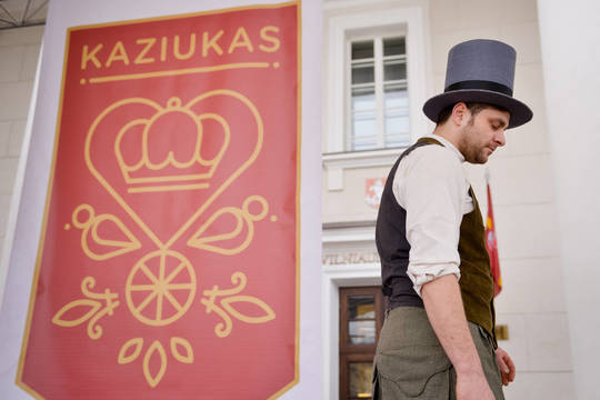 Per Kaziuką prekeiviai kainas nurodys ir eurais, ir litais