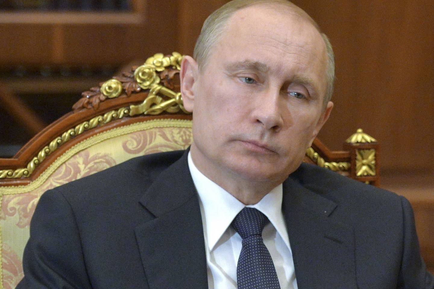 V.Putinas artimiausiu metu viešumoje, ko gero, ir toliau nesirodys.