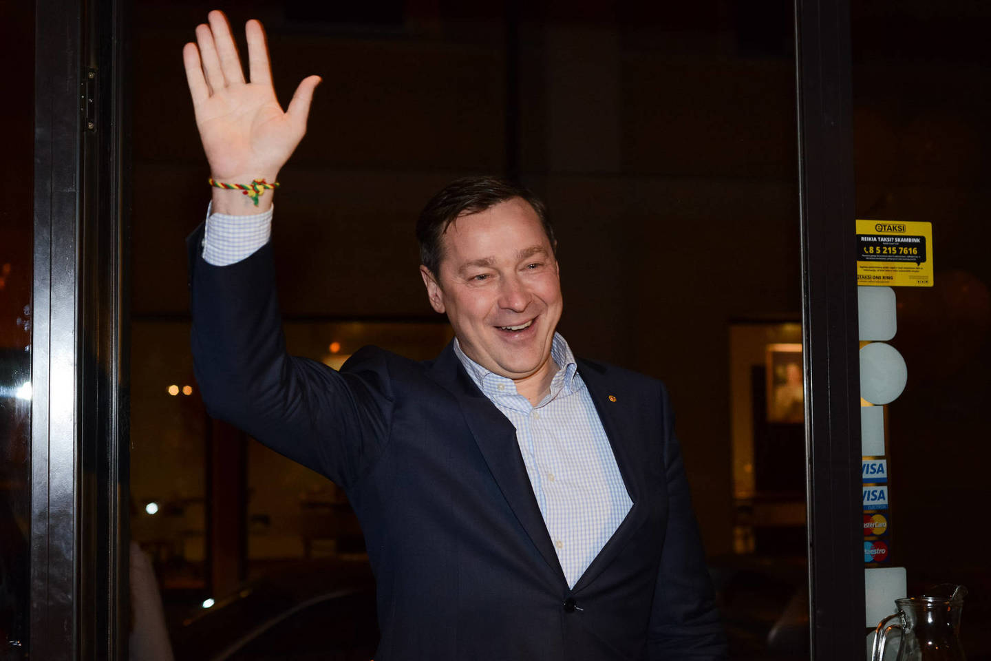 A.Zuokas po vidurnakčio savo partijos rinkimų štabe rėžė emocingą kalbą.