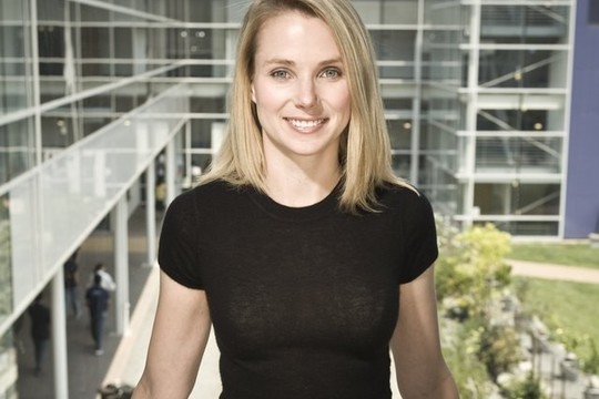 Marissa Mayer: stilingai blondinei sumanumas uždirbo milijonus