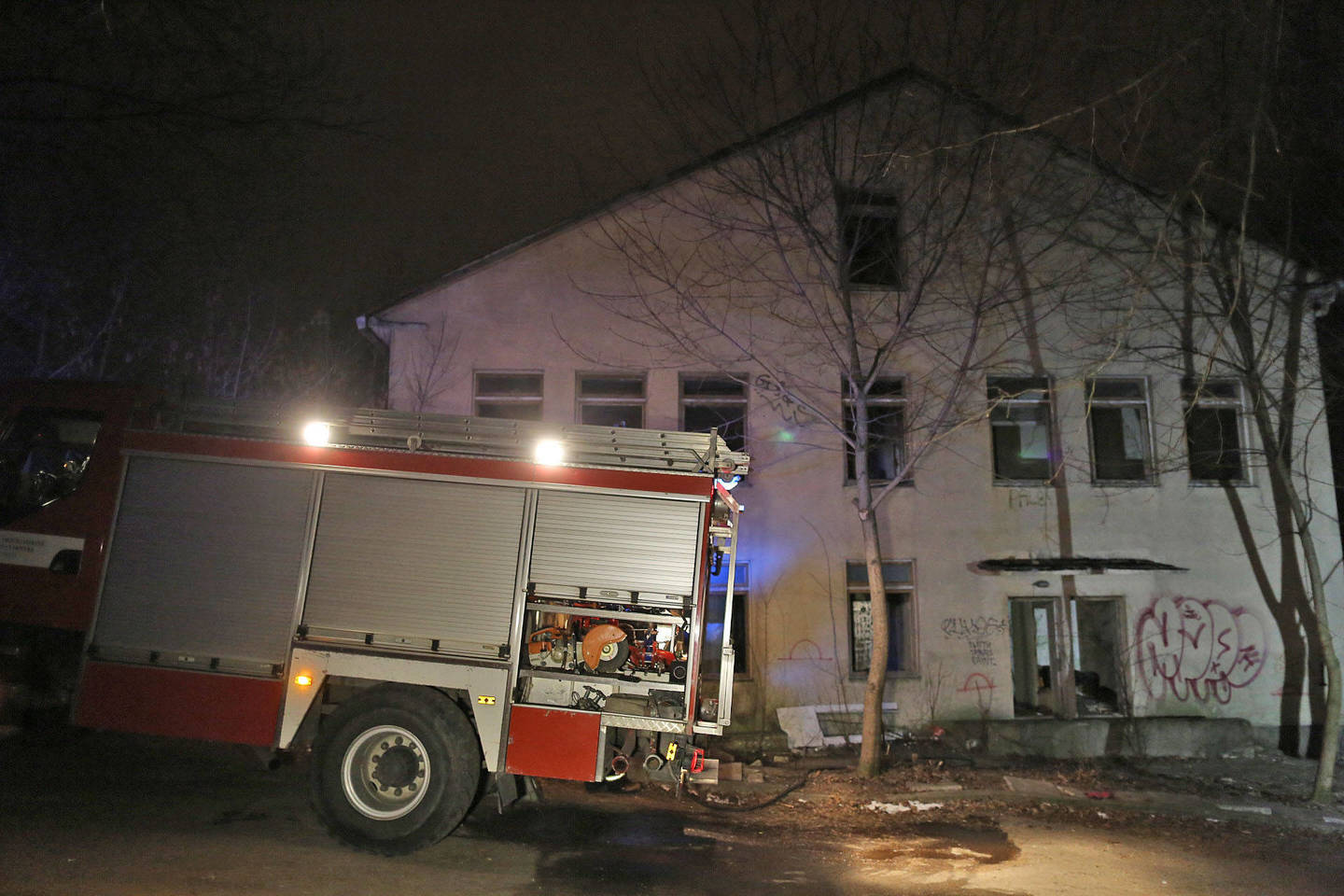 Apleistoje ligoninėje Vilniuje naktį iš sekmadienio į pirmadienį kilus gaisrui žuvo žmogus.