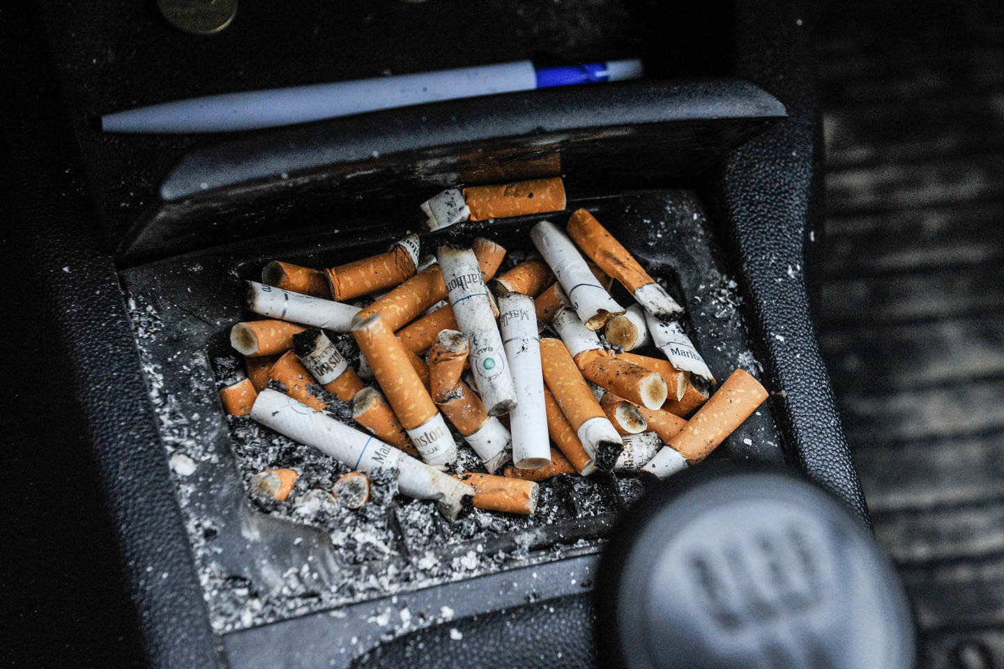 Papildomai apmokestinus, vien už cigaretes per metus tikimasi surinkti 29 mln. eurų, už tabaką – 530 tūkst. eurų.