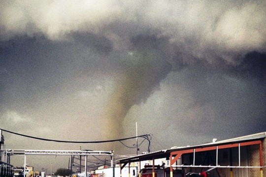Oklahomoje tornadas pareikalavo žmonių aukų