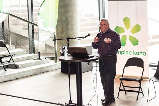 Olimpiniame kongrese – žymus sporto filosofas J. Parry