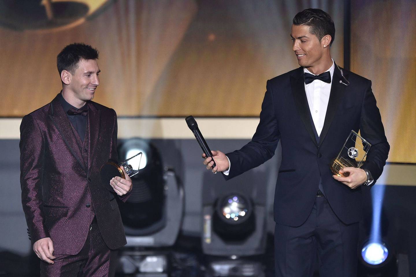 L.Messi aplenkė C.Ronaldo turtingiausių pasaulio futbolininkų sąraše.