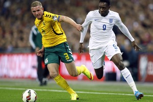 Anglų ir lietuvių kova – lyg suaugusiųjų prieš darželinukus