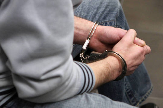 Plėšikų gauja atsidūrė areštinėje