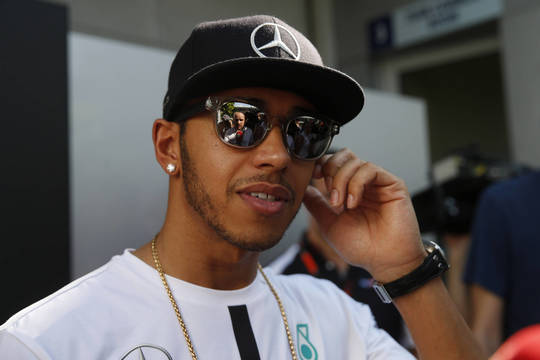 L. Hamiltonas buvo greičiausias treniruotėje Malaizijoje