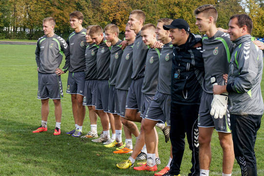 Po lygiųjų su švedais – gėdingas pralaimėjimas rusams 0:6