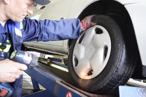 Paaiškino populiariausius padangų taupymo mitus