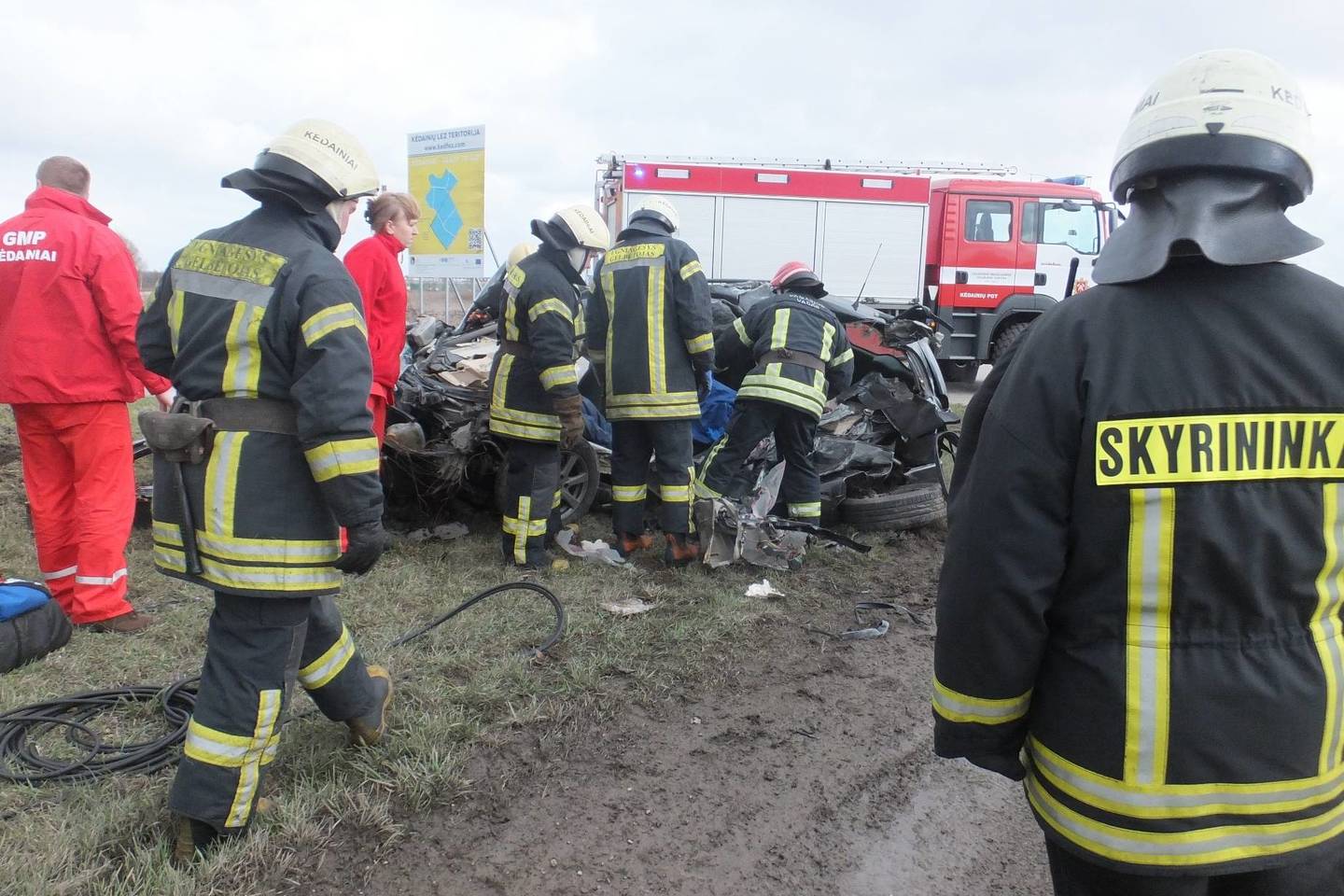 Per avariją Kėdainiuose žuvo lengvąjį automobilį vairavęs 31 metų vyras, susidūręs su sunkvežimiui.