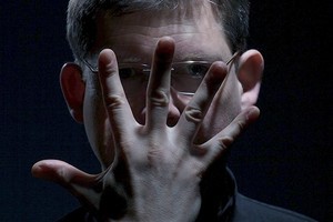 Pianistas siūlo efektingą, dramų ir linksmybių kupiną pasakojimą