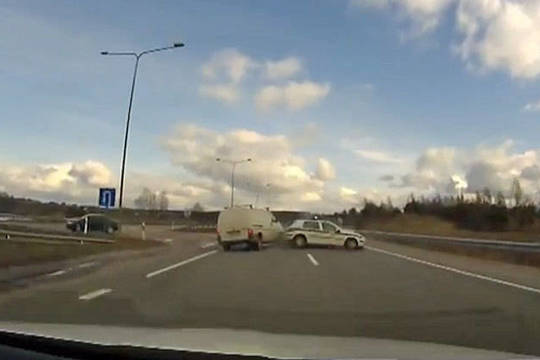 Vilniaus policija paviešino dramatiškų gaudynių vaizdo įrašą