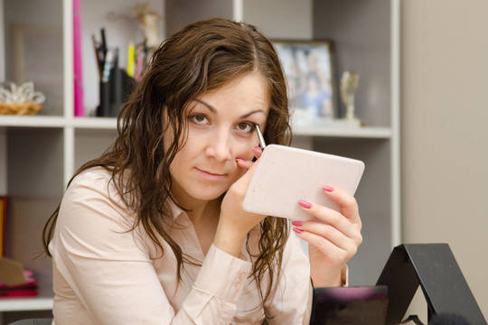 Ar įmanoma už mokesčių mokėtojų pinigus pasigražinti vokus?