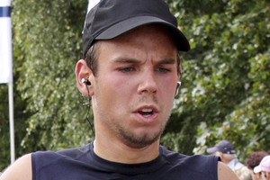 Pilotas A. Lubitzas kapitonui į kavą pripylė vaistų?