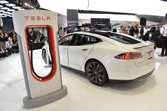 „Tesla“ ruošiasi ateiti į Lietuvą ir jau aiški galima vieta