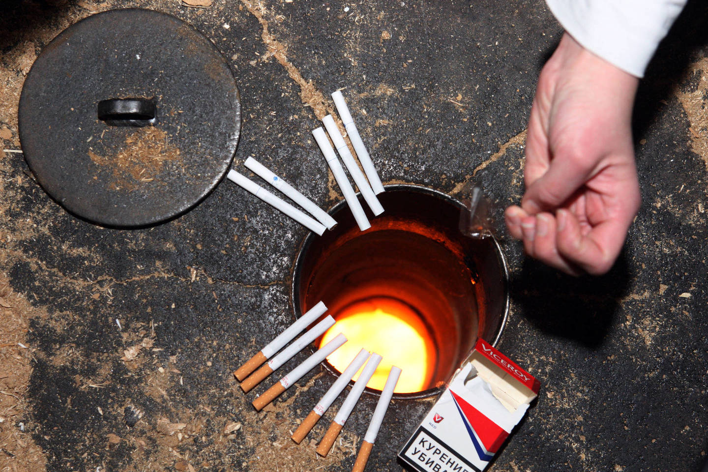 Kaip pranešė prokuratūra, tyrimas dėl cigarečių gabenimo buvo atliktas per tris dienas.