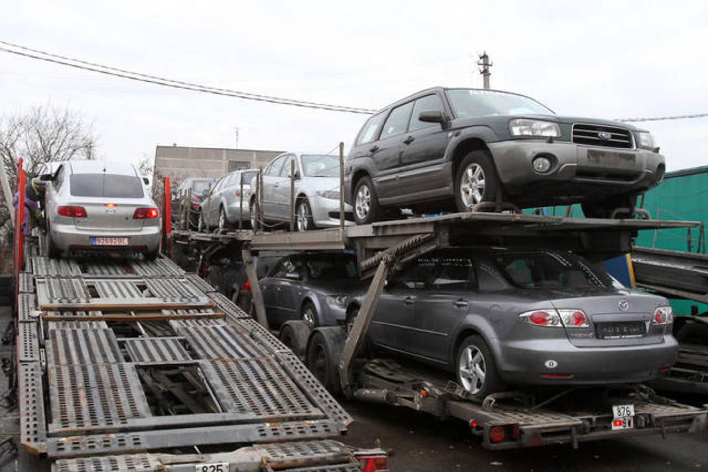 Vakarų Europoje fiktyviai įsigyti automobiliai iš Kauno ir kitų miestų turgaviečių būdavo gabenami į Vidurinę Aziją.