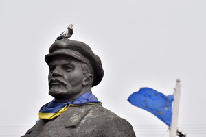 Ukraina nutarė galutinai išrauti sovietinį palikimą. Kas keisis?