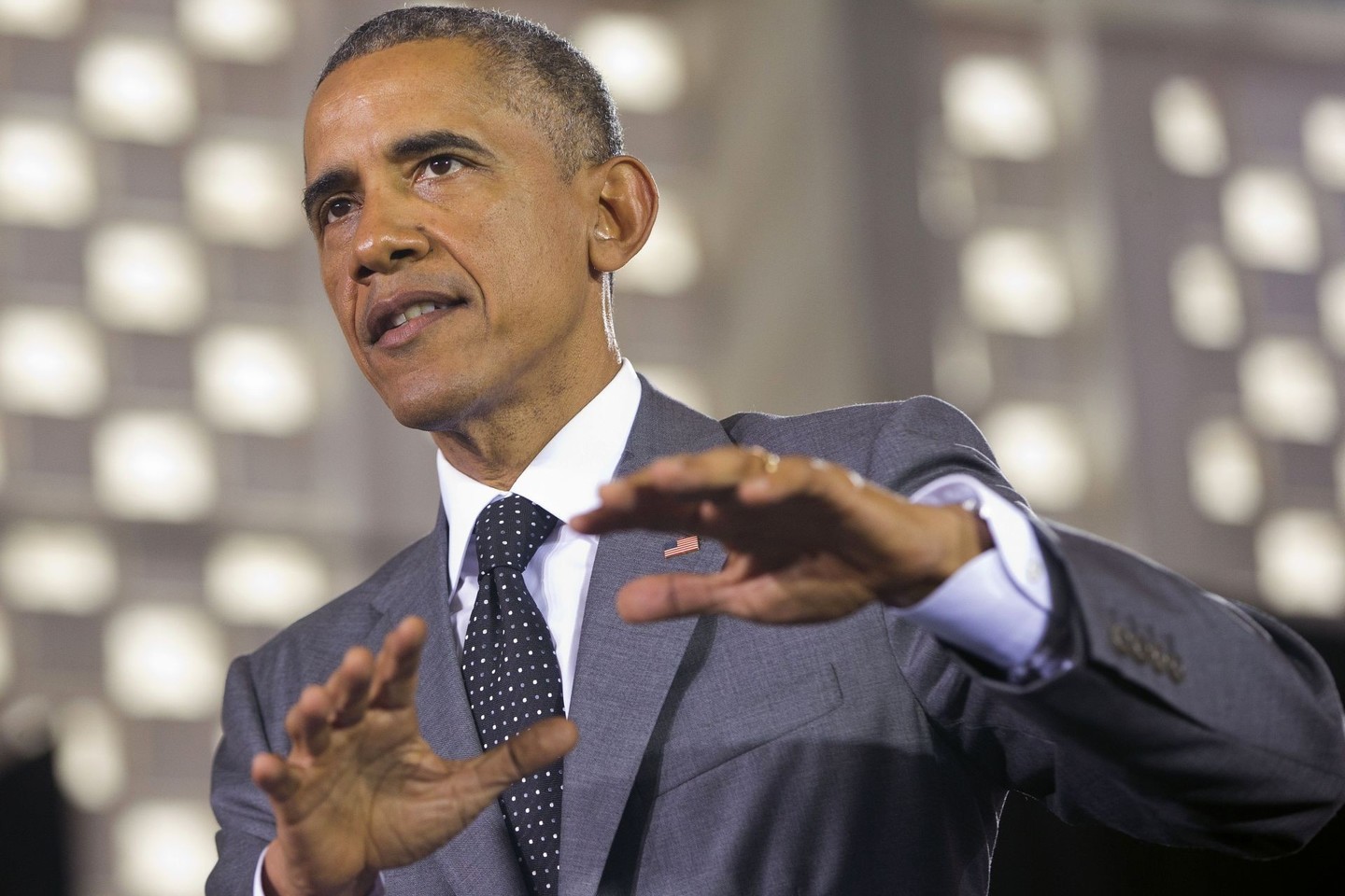 B.Obama pareiškė, kad JAV yra sunerimusios, kadangi Kinija nesilaiko tarptautinių taisyklių ir normų