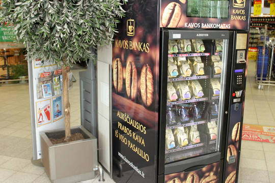 Gimnazijoje ištuštino kavos aparatą