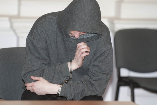 Berniuką vaidinęs vyras internete ieškojo mergaičių