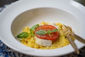 Menkė ant šafraninio rizoto pagalvės – ir šventei, ir vakarienei