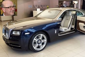 Kauno meras gimtadienio proga sau pasidovanojo „Rolls-Royce“