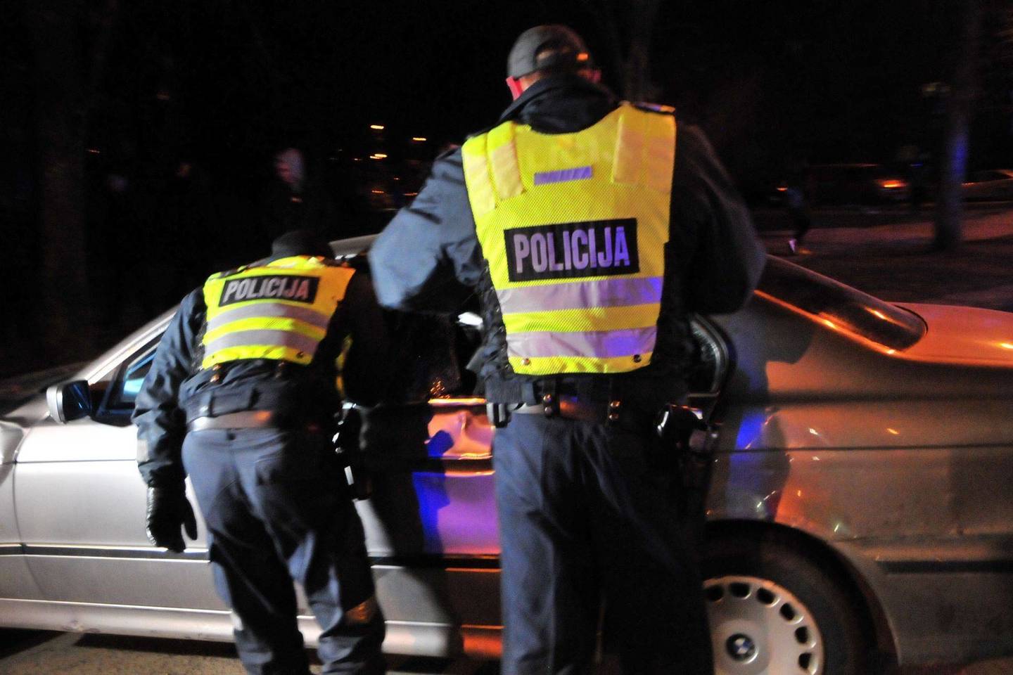 Pernai dėl neblaivių vairuotojų kaltės Lietuvoje žuvo 45 žmonės – 16 žmonių daugiau nei 2013-aisiais.