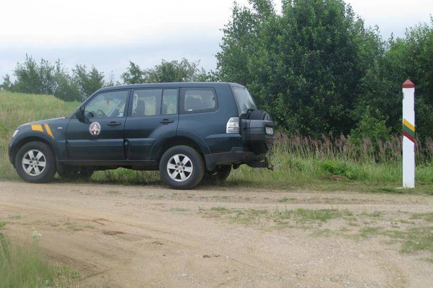 Iš namų pabėgusios 14-metės pasieniečiai namo nevežė.