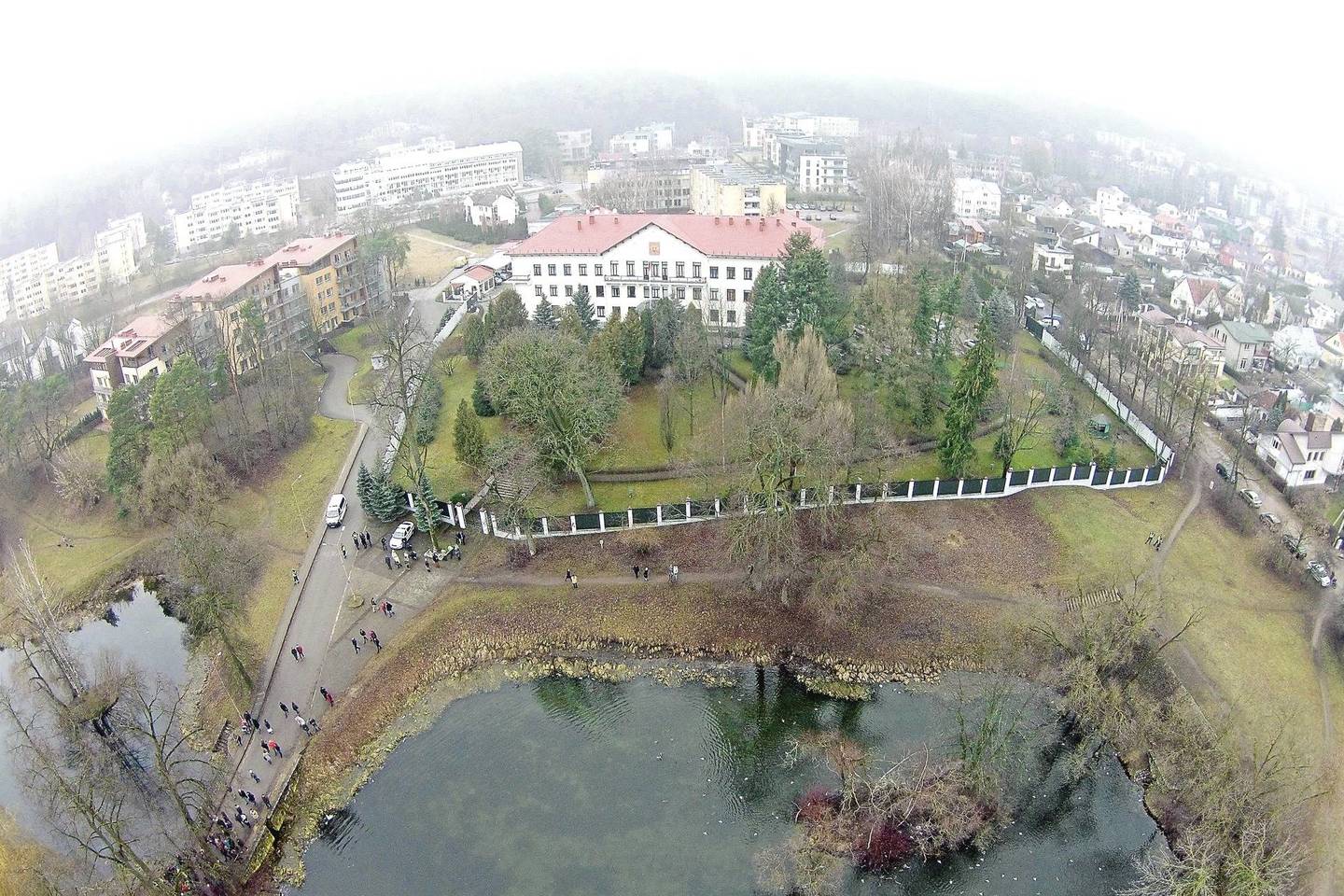 Kai kurioms Maskvos sumanytoms propagandos kampanijoms buvo diriguojama iš Rusijos ambasados Vilniuje.