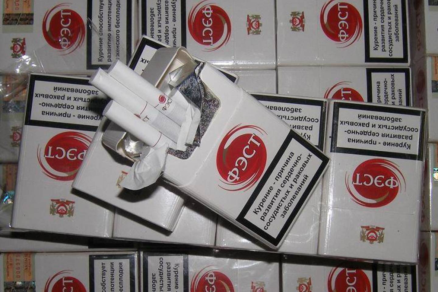 Žlugo ruso ir baltarusio planas prie Kretingos iš traukinio išmesti cigarečių.