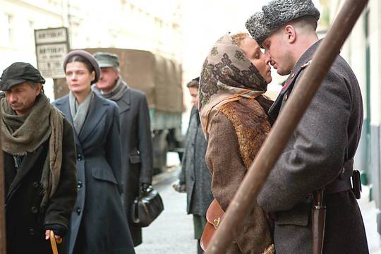 Įsiutino JAV filmas apie sovietų nusikaltimus