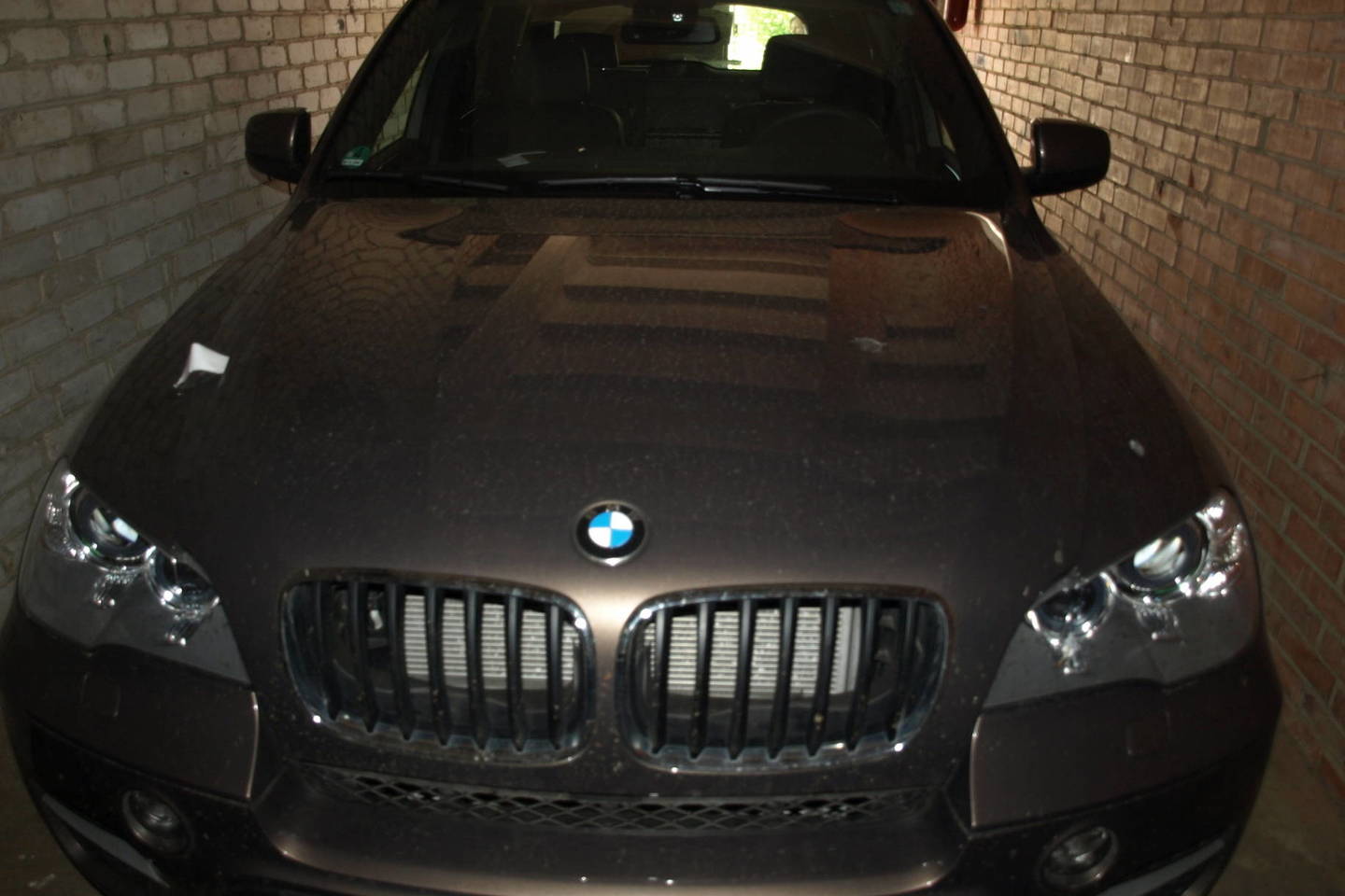 Nuteista grupuotė gabenusi vogtus automobilius iš užsienio.
