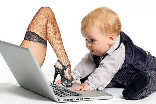 Lietuviai vis aršiau kyla į kovą su pornografija internete