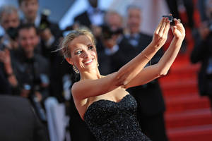 Kanų filmų festivalyje paprašyta atsispirti asmenukių pagundai