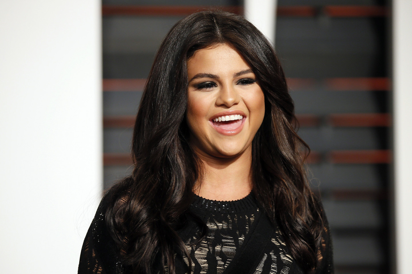 Selena Gomez su nauju mylimuoji išsiskyrė nespėjusi savo santykių patvirtinti viešai.<br>Scanpix nuotr.