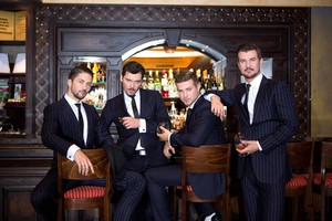 Vyrų grupė „Džentelmenai“ moterims paruošė ypatingą dovaną