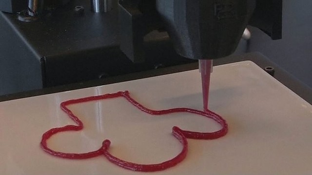 3D spausdintuvai pradėti naudoti maisto gamybai
