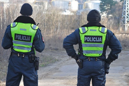 Žodis apie įtakingą dėdę – pareigūnų elgesys pakito akimirksniu